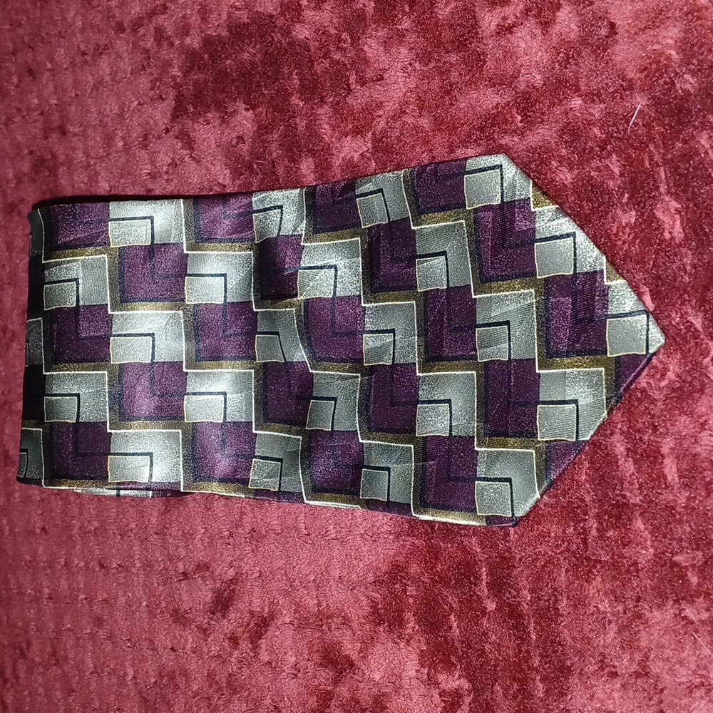Mens hand sewn silk tie